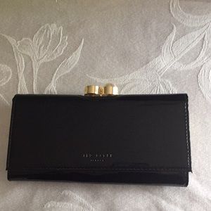 Ted Baker London black patent wallet/clutch